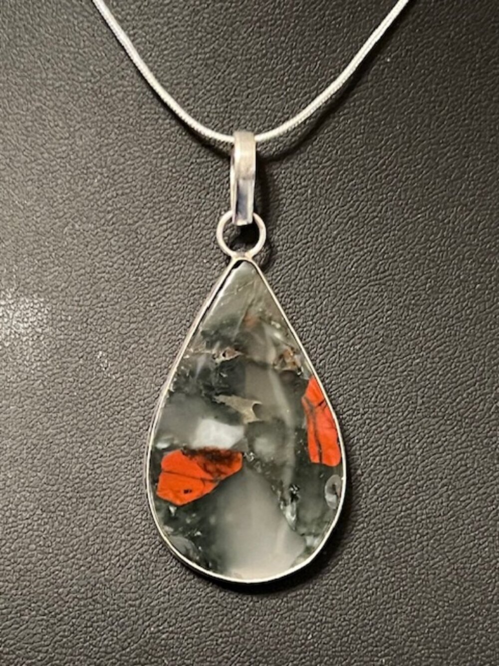 Natural African Bloodstone Pendant Necklace (124) * PLEASE READ DESCRIPTION *